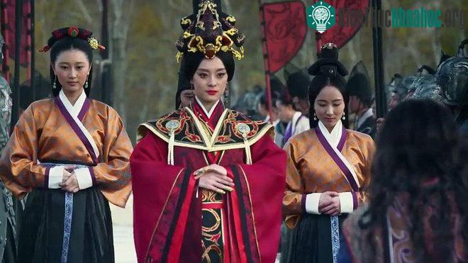Sau cơ may thoát chết, Hồ thị liền được Tuyên Vũ Đế sắc phong thành Sung hoa. (Ảnh minh họa).