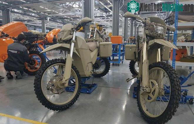 Mẫu xe điện quân sự năm 2017 của Kalashnikov đã được nâng cấp nhiều ở phiên bản SM-1 năm nay.