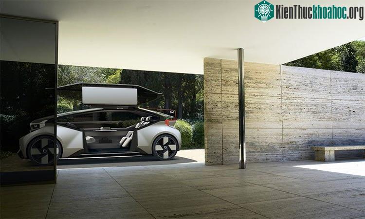 Hệ thống đèn, còi và nhận biết môi trường thông minh