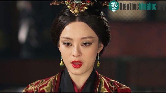 Vì bảo vệ nhân tình, thái hậu liền hạ độc giết chết Nguyên Hủ Hiếu Minh Đế - đứa con trai bà dứt ruột đẻ ra.(Ảnh minh họa).