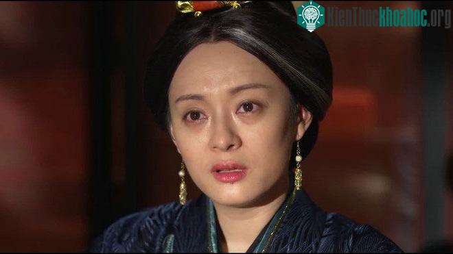 Cuối cùng, thái hậu bị dìm nước sông Hoàng Hà cho đến chết. (Ảnh minh họa).