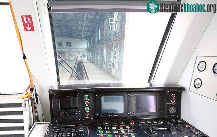 Trong đó, trực tiếp đào tạo lực lượng cho dự án là 651 có 201 người được đào tạo ở Trung Quốc, số còn lại được đào tạo ở Việt Nam)