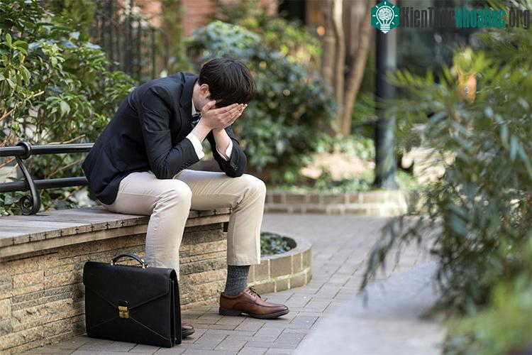 Các công ty và trường học Nhật Bản khuyến khích người dân khóc để cải thiện sức khỏe tâm thần. (Ảnh: JT).