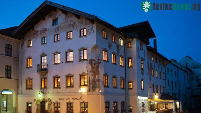 Khách sạn Gasthof Alte Post tại thị trấn Freihung