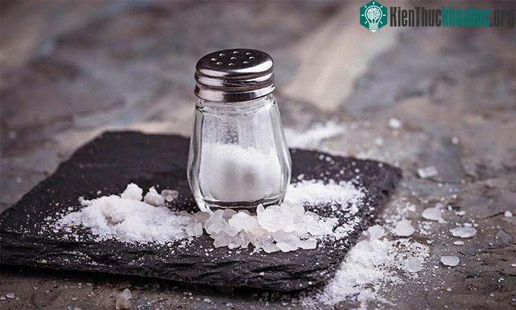 Muối biển chứa nhiều hạt vi nhựa nhất.