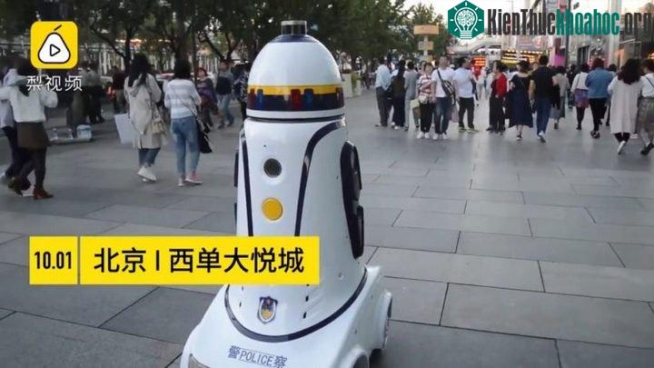 Robot cảnh sát