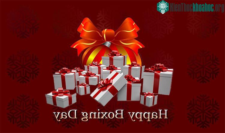 Nhiều mặt hàng giảm giá mạnh trong ngày Boxing Day.