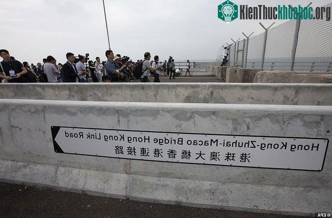 Chiêm ngưỡng cầu vượt biển dài nhất thế giới: 55km, 18 tỷ USD kinh phí tại Trung Quốc