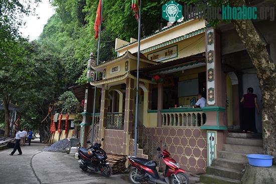 Di tích Đền Thắm nơi phát hiện di chỉ khảo cổ.