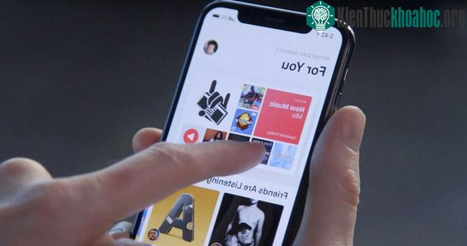 AAC lại là một công nghệ độc quyền bởi Apple.