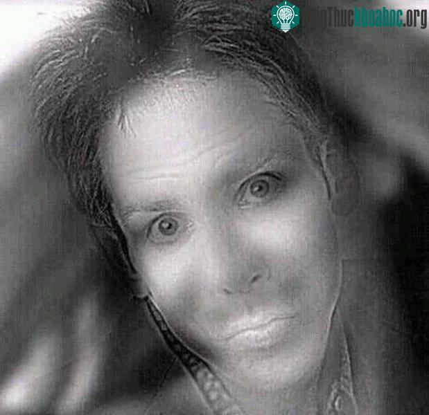 Thành phần cấu tạo nên tấm hình là ảnh của Ben Stiller ở tần số cao (trái), và Beyoncé tần số thấp (phải).