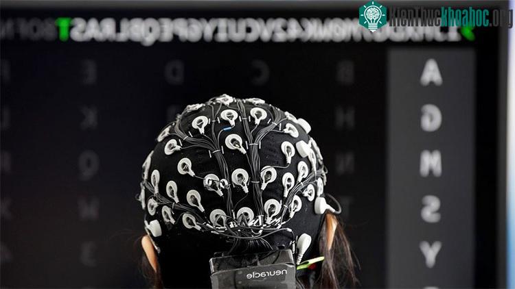 Thuật toán này có thể dịch suy nghĩ trong não thành các câu hoàn chỉnh. (Ảnh minh họa - Reuters).