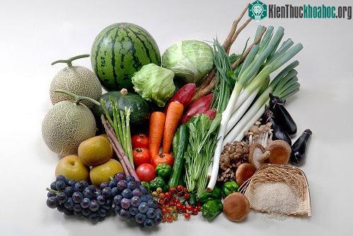 Người Nhật thường chọn những cách chế biến phù hợp để giữ được những chất dinh dưỡng của rau củ. (Ảnh: Showa Boeki).