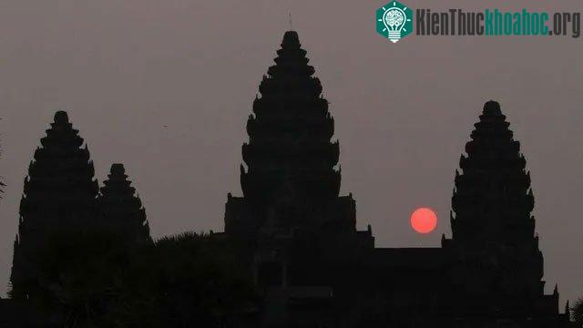 Thông tin mới về sự suy sụp của siêu đô thị cổ đại Angkor ảnh 1