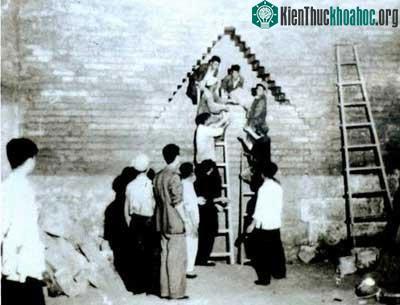 Đoàn khảo cổ của Quách Mạt Nhược đã "đánh liều" tiến hành khai quật.