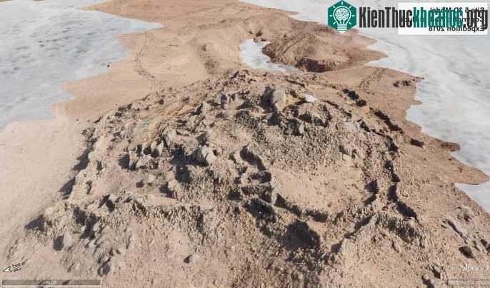 Khu vực số 5 của Wadi el-Hudi, nơi có mỏ thạch anh và khu định cư của 1.000-1.500 người gồm thợ mỏ và binh sĩ -