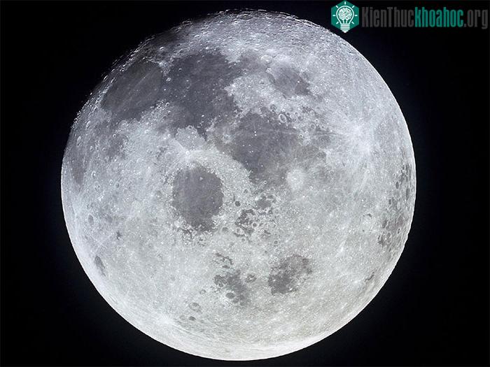 https://i.khoahoc.tv/photos/image/2019/02/14/mat-trang.jpg