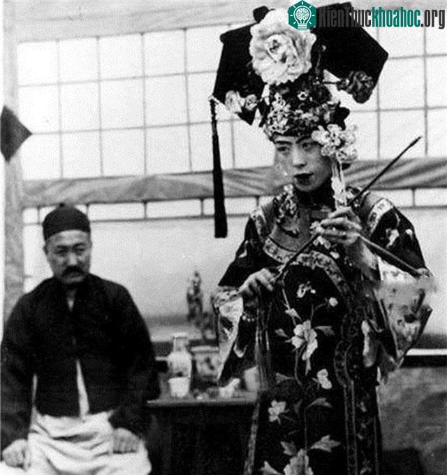 Cô dâu mới về nhà chồng