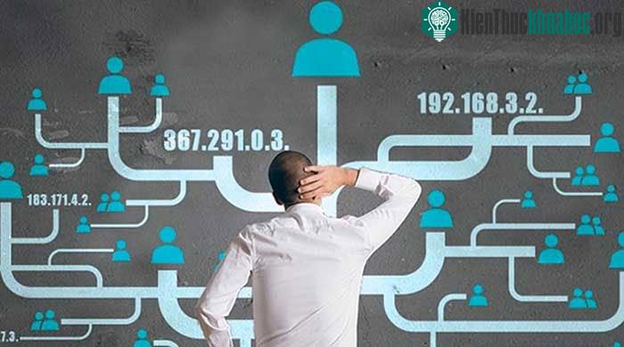Các nhà cung cấp dịch vụ Internet chỉ gán các địa chỉ IP này cho các thiết bị trong một khoảng thời gian nhất định.