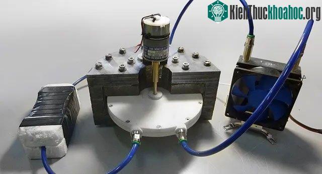 Loại tủ lạnh mới dựa trên hệ thống từ tính bán dẫn cải thiện hiệu suất năng lượng lên 30-40%.