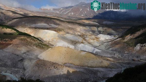 Vào thế kỷ 20, Thung lũng Chết được phát hiện một cách tình cờ ở bán đảo Kamchatka thuộc vùng Viễn Đông Nga