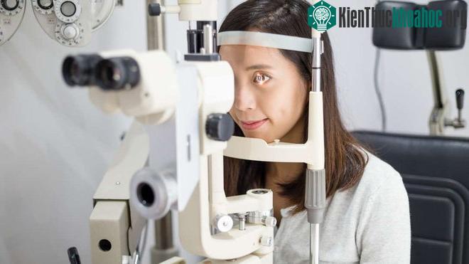 Loạn thị là do giác mạc của bạn hơi cong