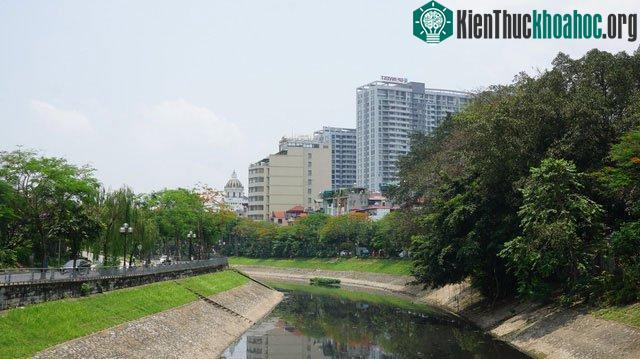 Một đoạn sông Tô Lịch
