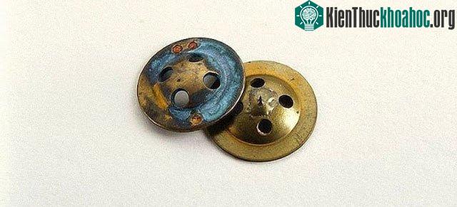 Những vũ khí cực lợi hại được "phủ" lớp vỏ đẹp mĩ miều ảnh 13