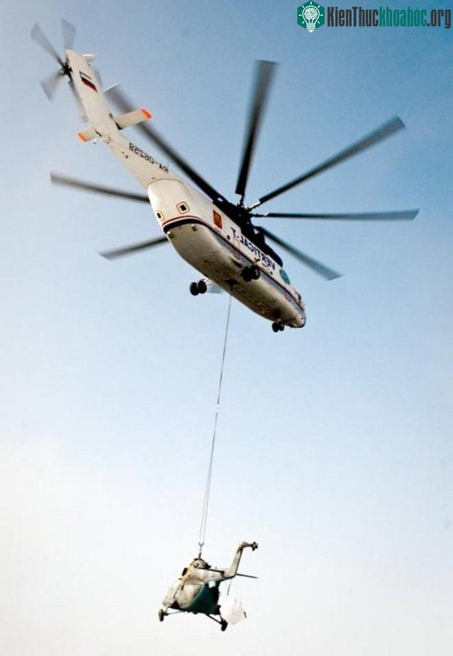 Vào năm 2009, một chiếc Mi-26 đã chở theo một chiếc máy bay Tu-134