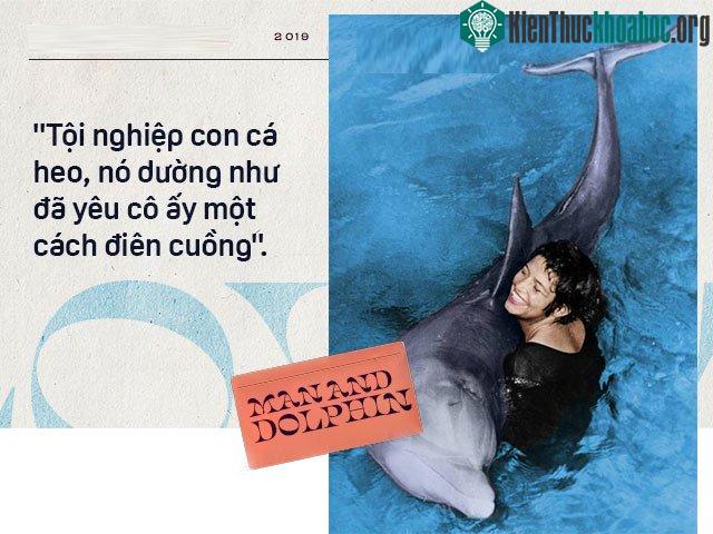 Năm 1965, một cô gái dạy cá heo nói Tiếng Anh, cuối cùng con cá đã yêu cô ấy điên cuồng ảnh 9