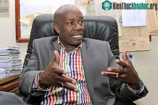 Bác sĩ Peter Gichuhi Mwethera, giám đốc của Medical Africa Limited năm 2017