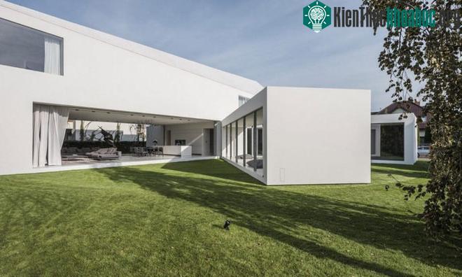 Quadrant Home có kiến trúc nhà hình chữ L