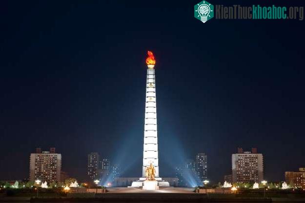 Tháp Juche ở Bình Nhưỡng.