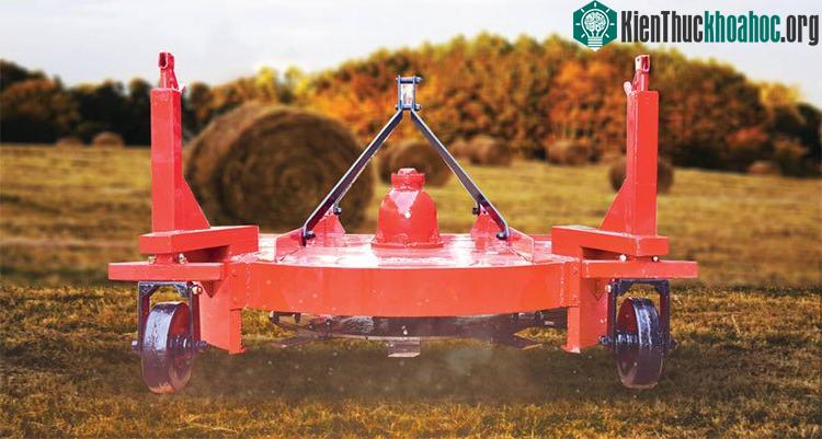 Nông dân cũng đang sử dụng robot, cảm biến và máy bay không người lái để đánh giá điều kiện trồng trọt.