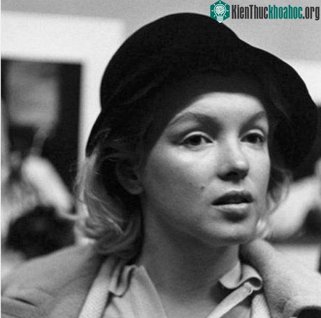 Marilyn Monroe khi không trang điểm, năm 1955.