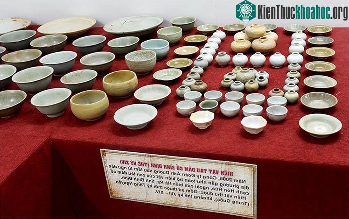 Vật dụng gốm sứ thuộc thời Tống Nguyên (Trung Quốc) có niên đại thế kỷ XIII-XIV