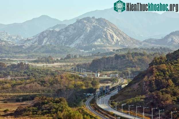 Khu vực phi quân sự với Hàn Quốc.