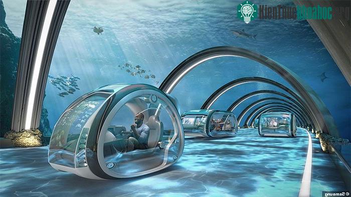 Con người đi lại trong đường ống dưới nước.