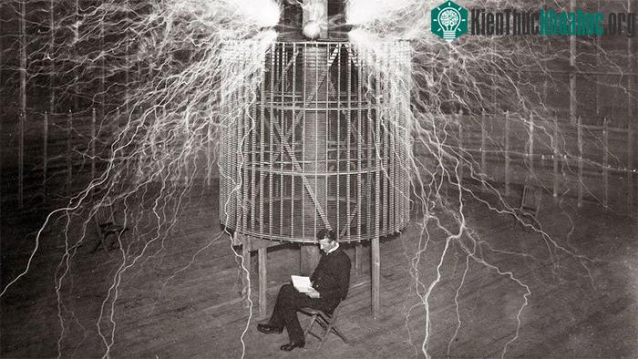 Bức ảnh nổi tiếng của Tesla.