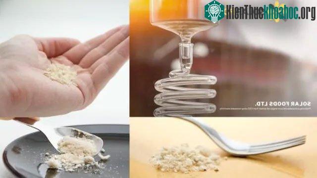 Solein là một thực phẩm giống bột mì, nhưng rất giàu đạm (high-protein).