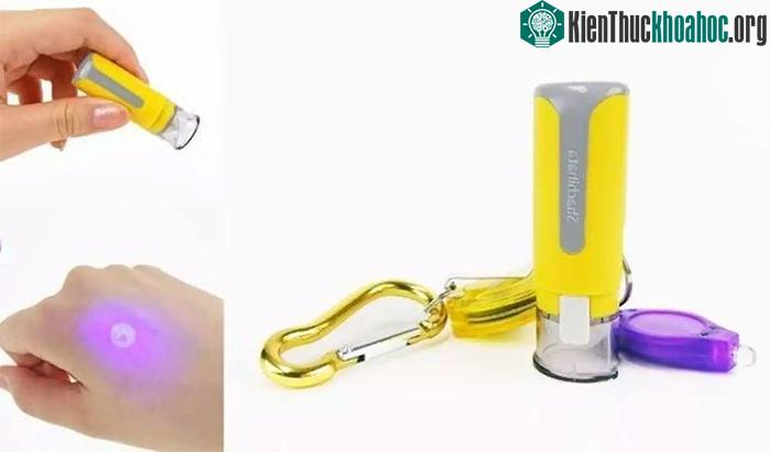 Một chiếc dấu đóng được "tem vô hình" nhằm đánh dấu kẻ sàm sỡ.