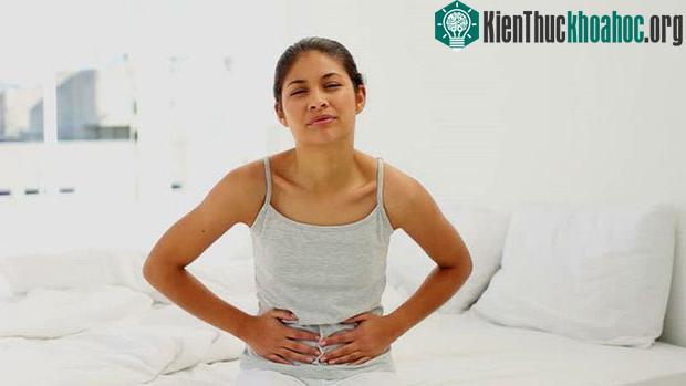 Khi thực phẩm tiếp xúc với tụ cầu khuẩn, các vi khuẩn sẽ sinh sôi và tạo ra độc tố.