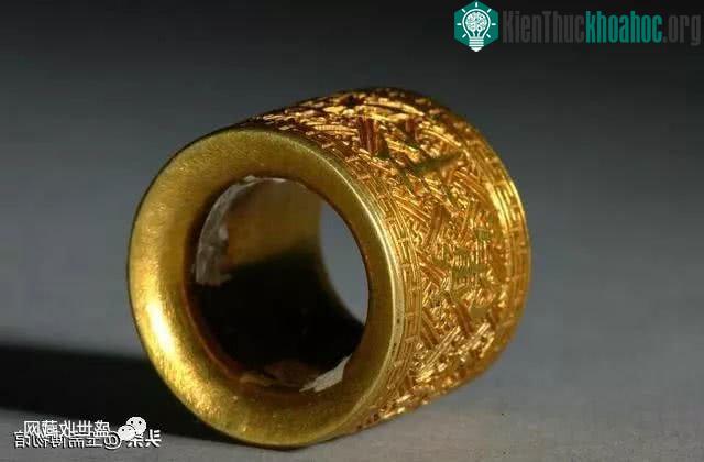 Nhẫn mạ vàng thời thanh "đồng tâm hoan lạc vạn niên giới tửu”​​​​​​​