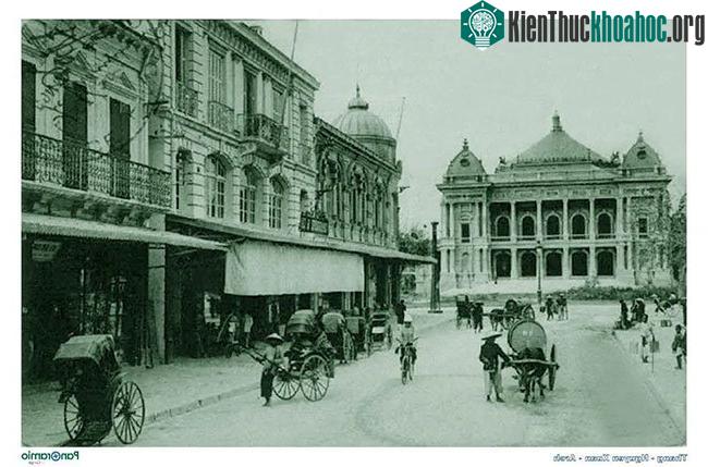 Phố Rue Paul Bert đoạn gần Nhà Hát Lớn.