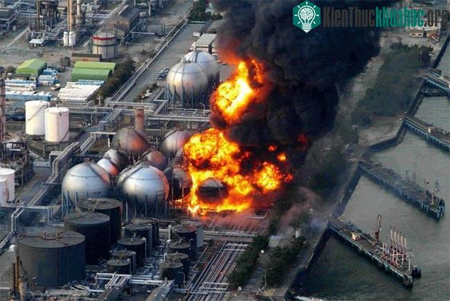 Vụ nổ lò phản ứng tại nhà máy điện hạt nhân Fukushima do sóng thần gây ra hồi năm 2011.