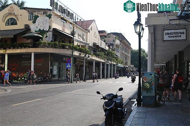 Đoạn ngã ba Rue Paul Bert - Boissière, nay là ngã ba Tràng Tiền - Nguyễn Xí.