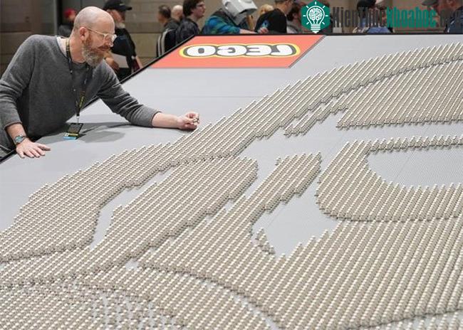Tập đoàn LEGO đã lập kỷ lục thế giới về số lượng lego được sắp xếp nhiều nhất vào ngày 11/4