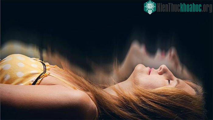 Không đủ cung cấp máu cũng như việc tạo ra nhiệt, nhiệt độ cơ thể sẽ hạ thấp.