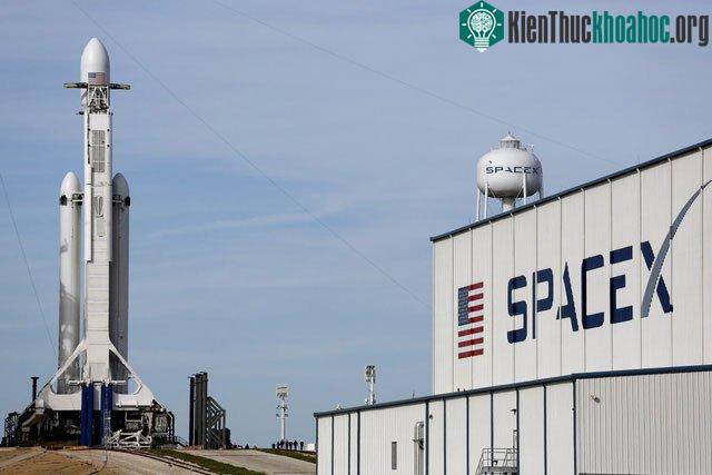 Câu đố "hack não" của Elon Musk: CNBC rải khắp Mahattan nhưng chỉ có 1 người trả lời đúng! ảnh 1