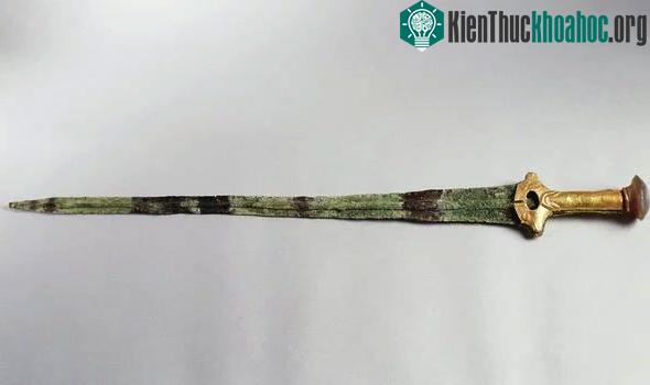 Toàn bộ thanh kiếm 3.000 năm tuổi
